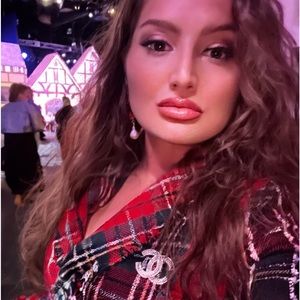 - Not for sale - posher greeting photo lol